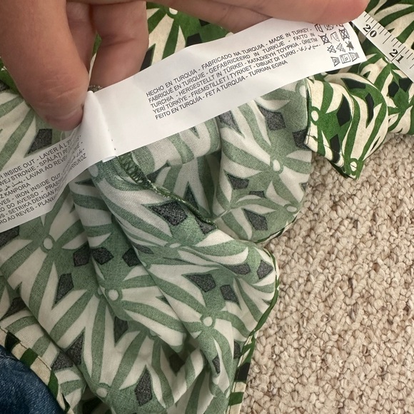 Zara Green and White Casual Button Down Shirt with Geometric Pattern size L - Picture 9 of 11